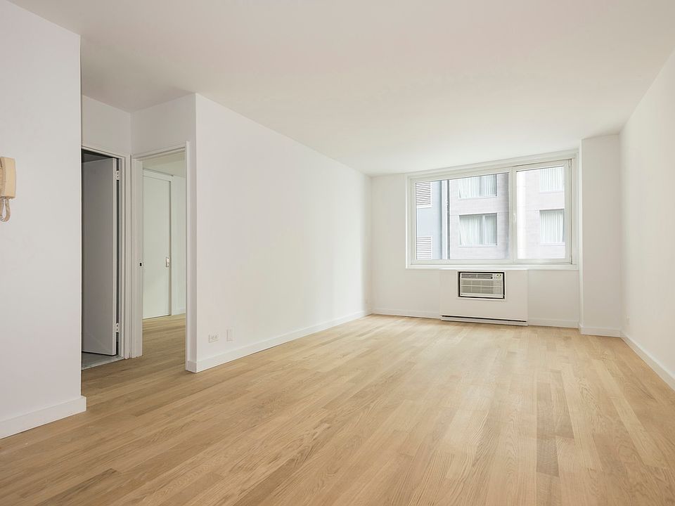 1st image of 203 E 69th St #6S