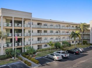 6080 80th St N Unit 412, Saint Petersburg, FL 33709