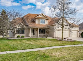 1417 Crooked Creek Pkwy, Fort Wayne, IN 46845