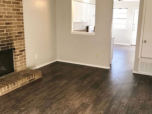 4th image of 6908 Millrace Dr #B