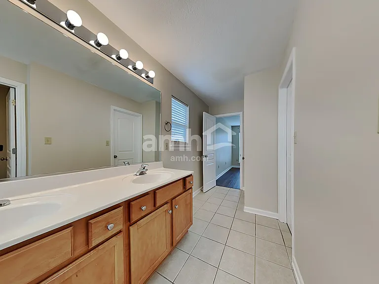 10305 Saint Regence Ln — Photo 12