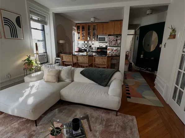 21 Butler Place image 1 of 13