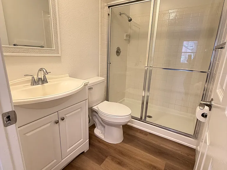 5576 W Rochelle Ave #28A — Photo 7