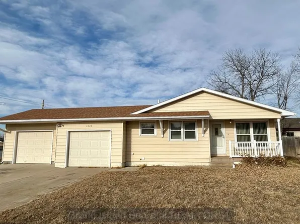 3236 Westside St, Grand Island, NE 68803