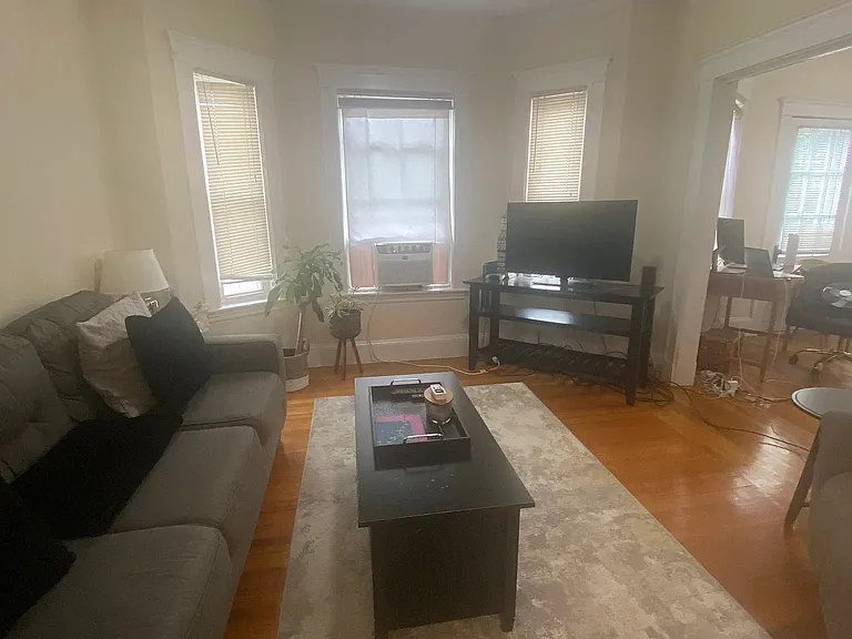 14-16 Faneuil Rd #1 — Photo 6