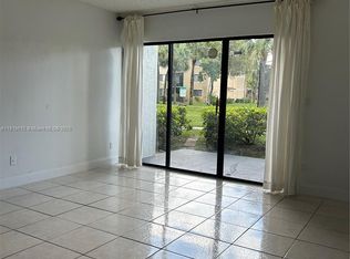 Visconti Condo, Pompano Beach, FL 33071