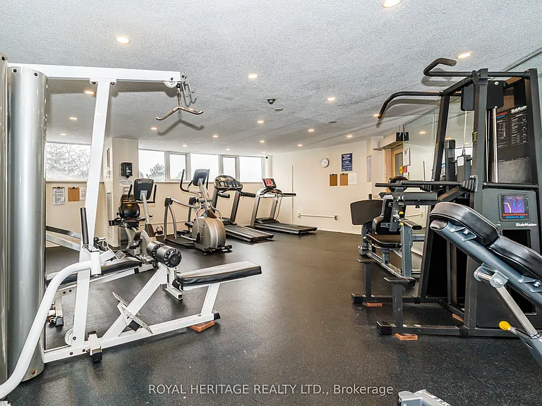 10 Dean Park Rd #313 — Photo 23