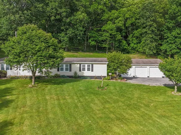 93 Brooke Dr, Grafton, WV 26354