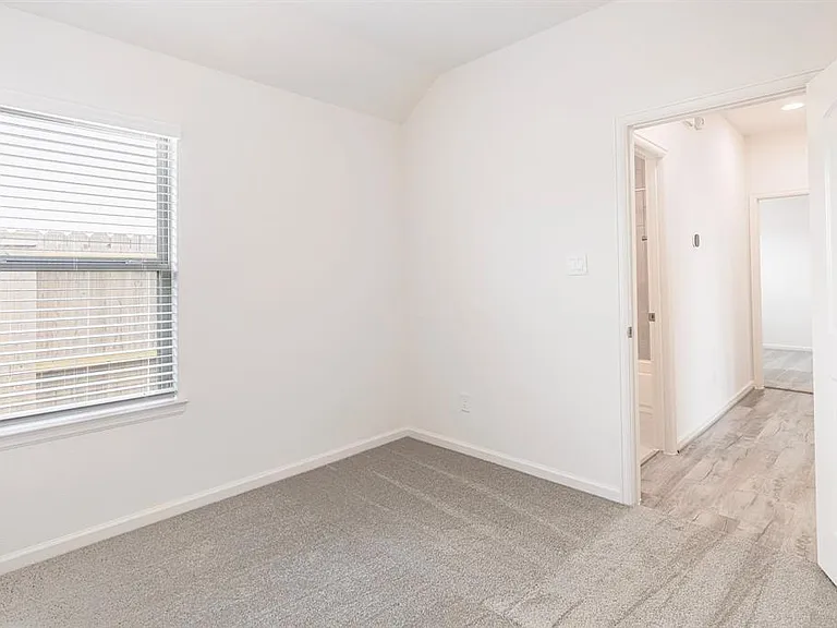 2850 Orange Leaf Dr — Photo 11