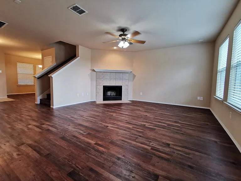 4344 Silverwood Trl — Photo 4