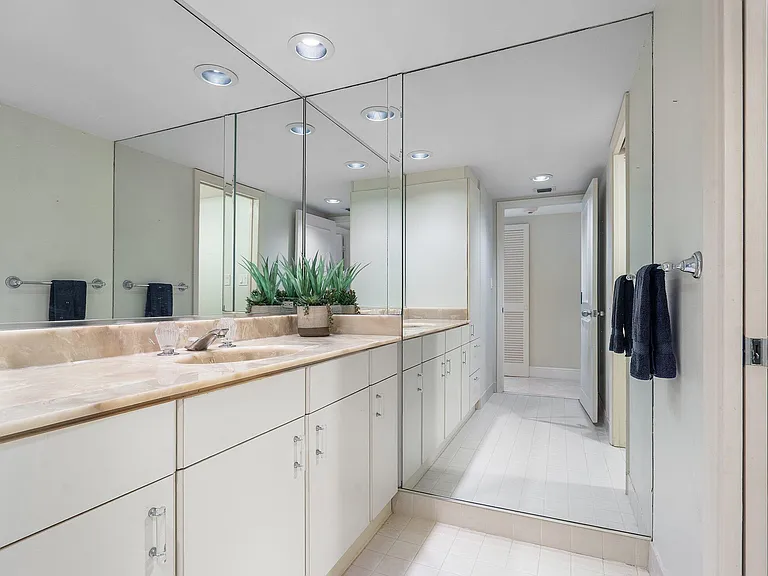 5080 N Ocean Dr #6C — Photo 23