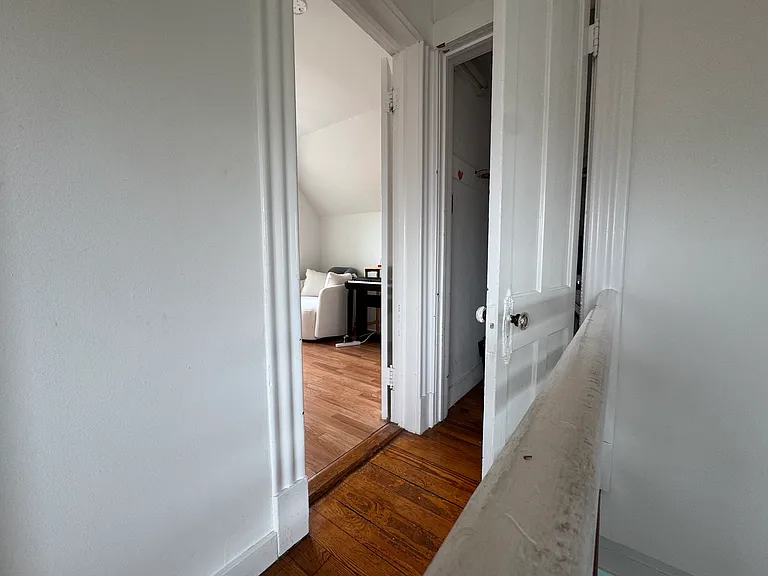 12 Villard Ave #2 — Photo 8