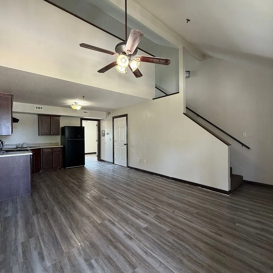 Lacy Loft — Photo 4