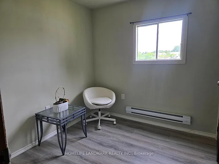 14 Elm Grove Ave — Photo 16