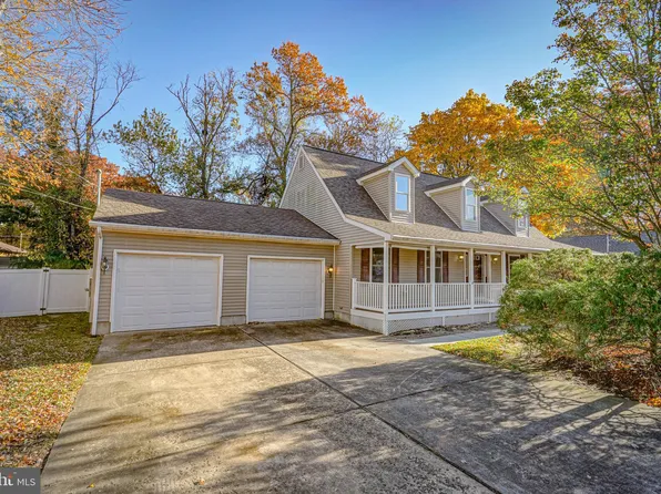 90 Sanford Rd, Pennsville, NJ 08070