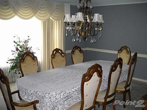 3rd image of 320 Woodbrook Dr