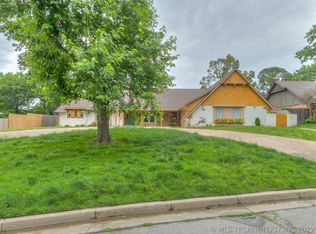 2925 E 57th St, Tulsa, OK 74105