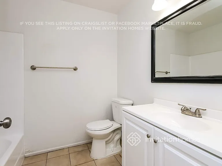 535 S Udall #B — Photo 14