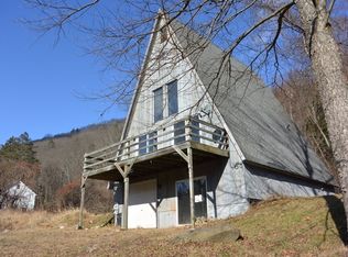 110 Emery St, Chester, MA 01011