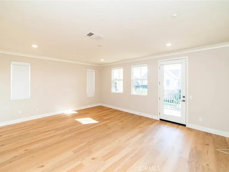 53 Sagan Way — Photo 28