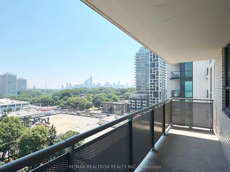 1500 Bathurst St #1208 — Photo 14