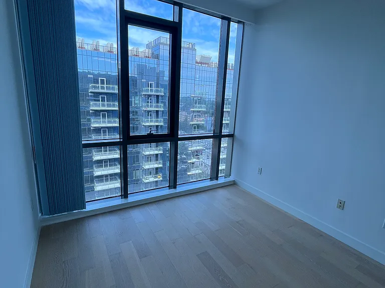 33-66 Farrington St #14 — Photo 10