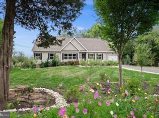 78 Extonville Rd, Hamilton, NJ 08620