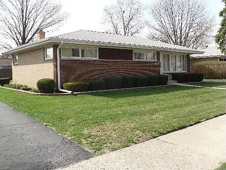 8922 Belleforte Ave photo 1