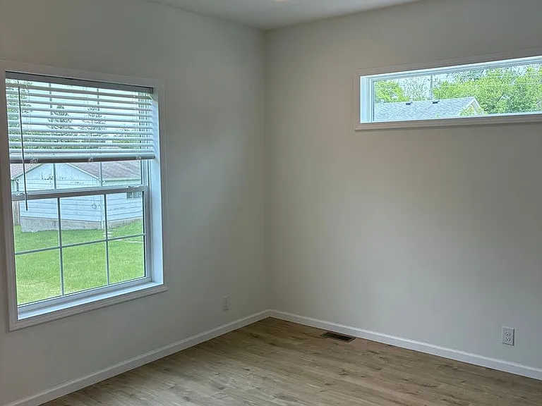 2517 S Banta Ave — Photo 15