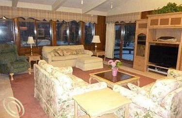 5th image of 32930 Brier Ct