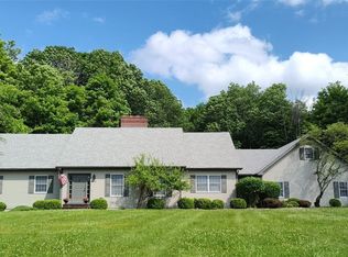 8074 Irish Mist Ln, Manlius, NY 13104