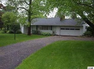 560 E Oregon Rd, Adrian, MI 49221