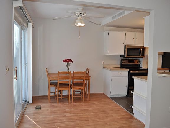 5th image of 2651 Fenwick Ct