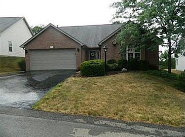 1st image of 316 Carriage Dr