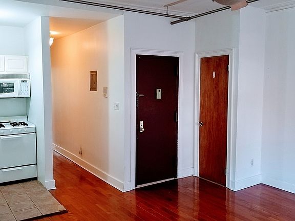 3rd image of 188 Lefferts Pl #2