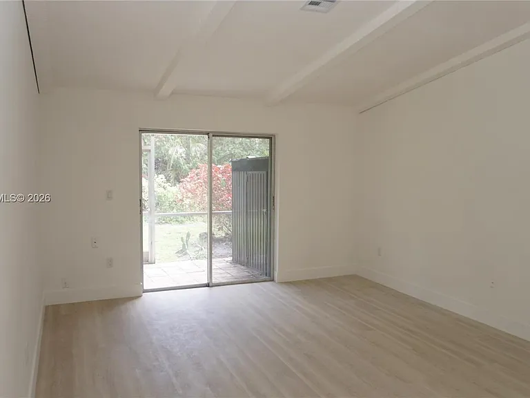 10722 La Placida Dr #9-B2 — Photo 8