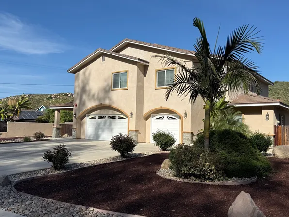 9202 Los Coches Rd, Lakeside, CA 92040