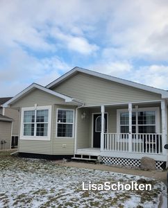 9794 Crystal Cir, Zeeland, MI, 49464