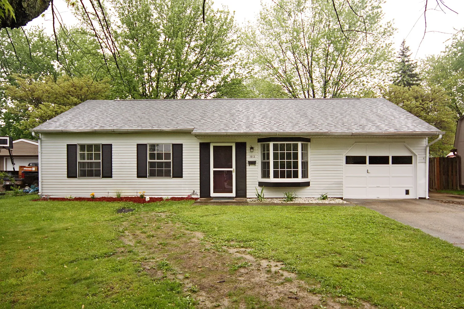 1013 Ashland Ave photo 1