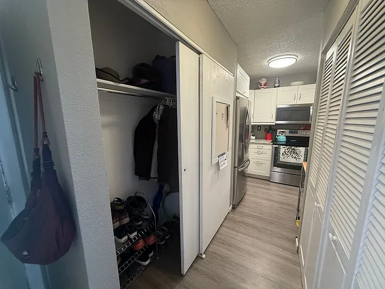 1808 Centaur Cir — Photo 11