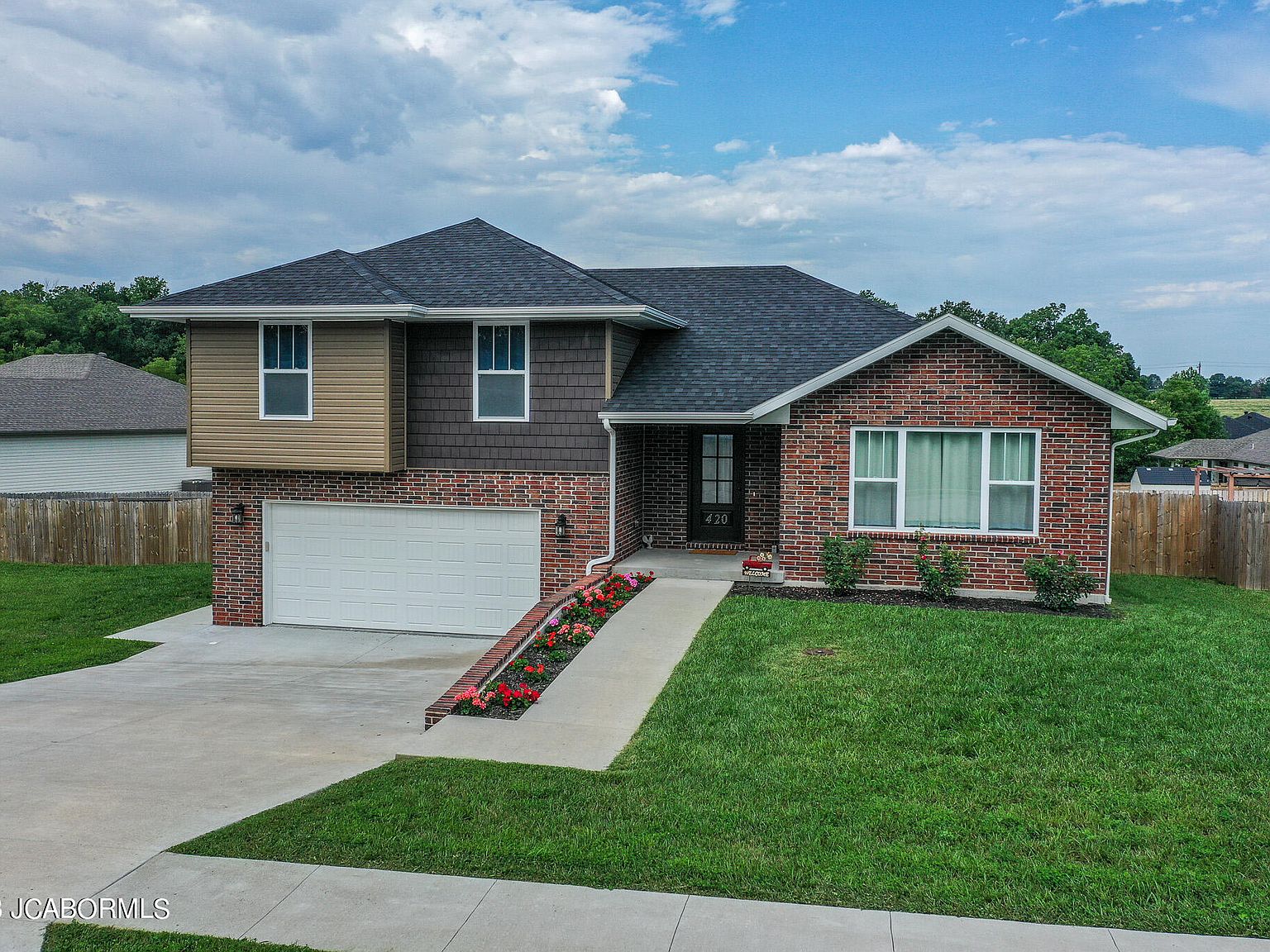 420 Zachary Ct, Holts Summit, MO 65043 Zillow