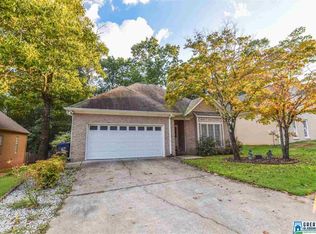 2706 Wellington Cir, Pelham, AL 35124