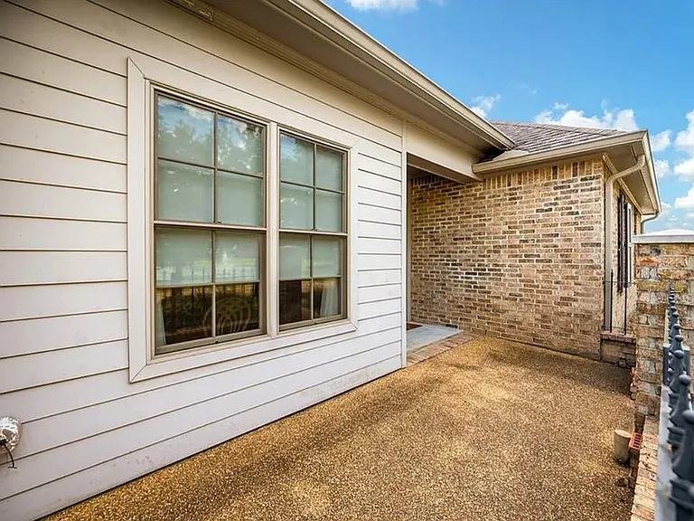 4717 Wilton Pl — Photo 18