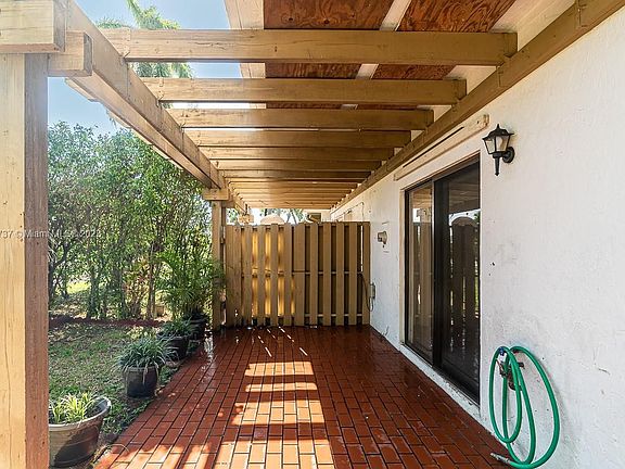4th image of 6845 NW 169th St #41C