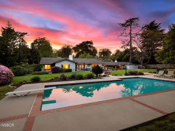 948 Las Palmas Dr, Santa Barbara, CA 93110