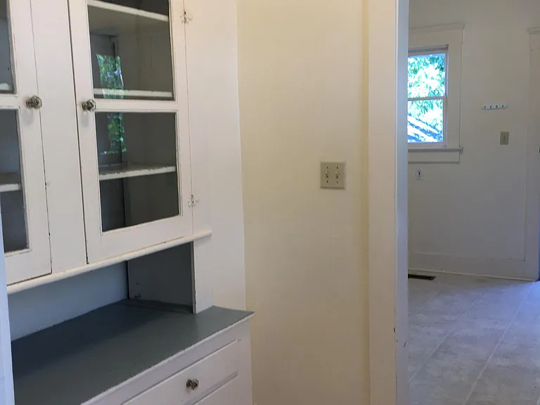 510 NW 5th St — Photo 11