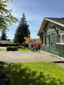 27044 12th Ave S, Des Moines, WA, 98198