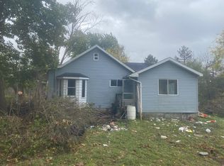 2198 Utley Rd, Flint, MI 48532