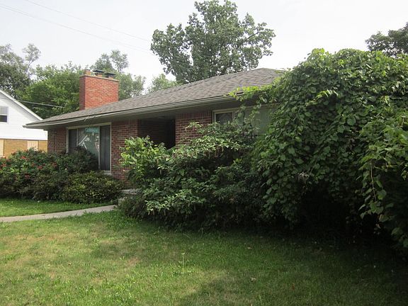 3rd image of 18470 Wexford St
