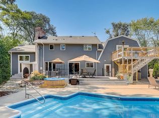 7316 S North Cape Rd, Franklin, WI 53132